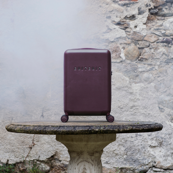 Mystique - Cherry Lacquer - Cabine (55 cm)