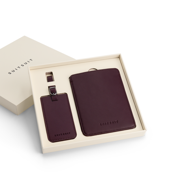 Mystique - Cherry Lacquer - Sleeve de passeport & Étiquette de Bagage M