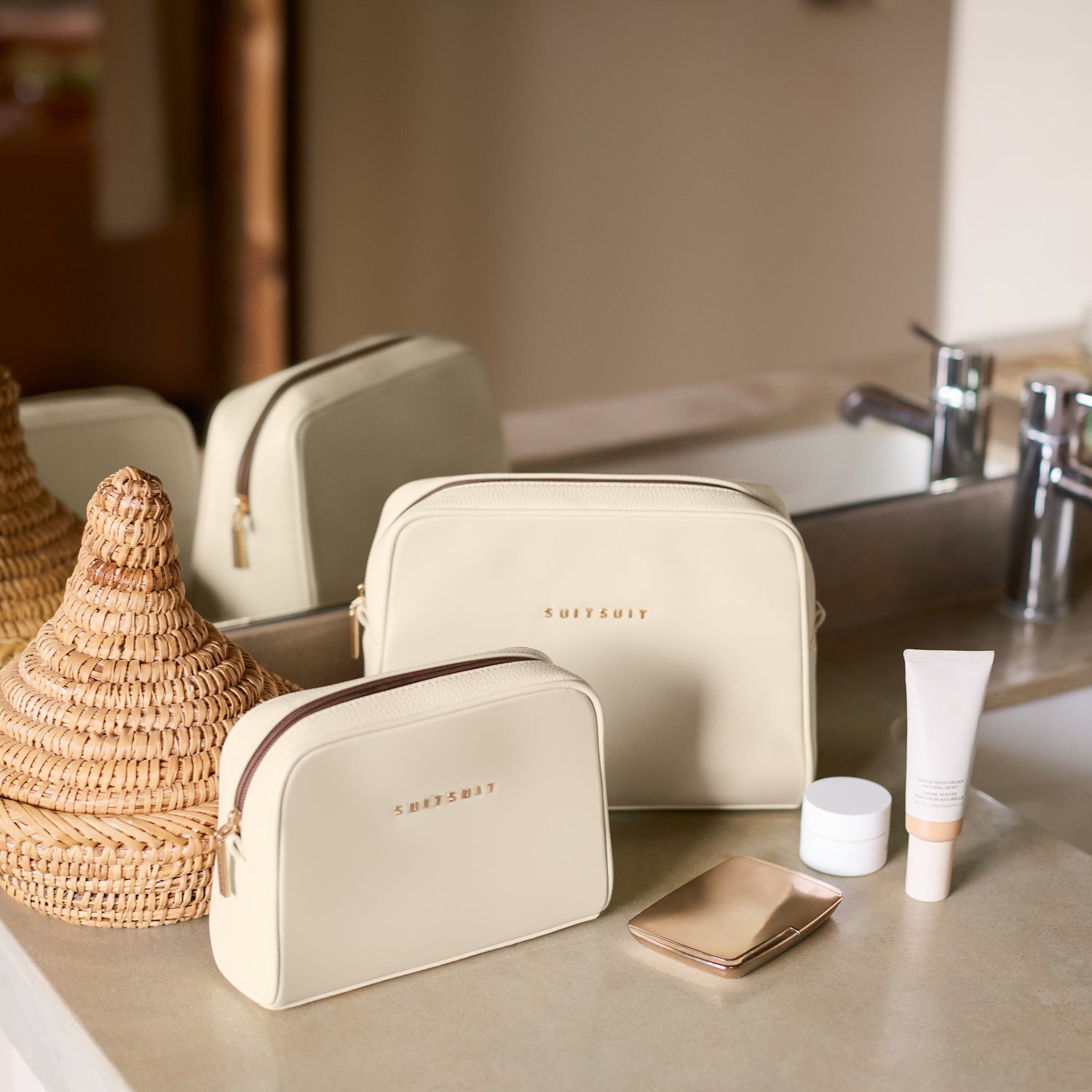 Serenity - Whisper White - Trousse de Toilette XL Et sac de maquillage