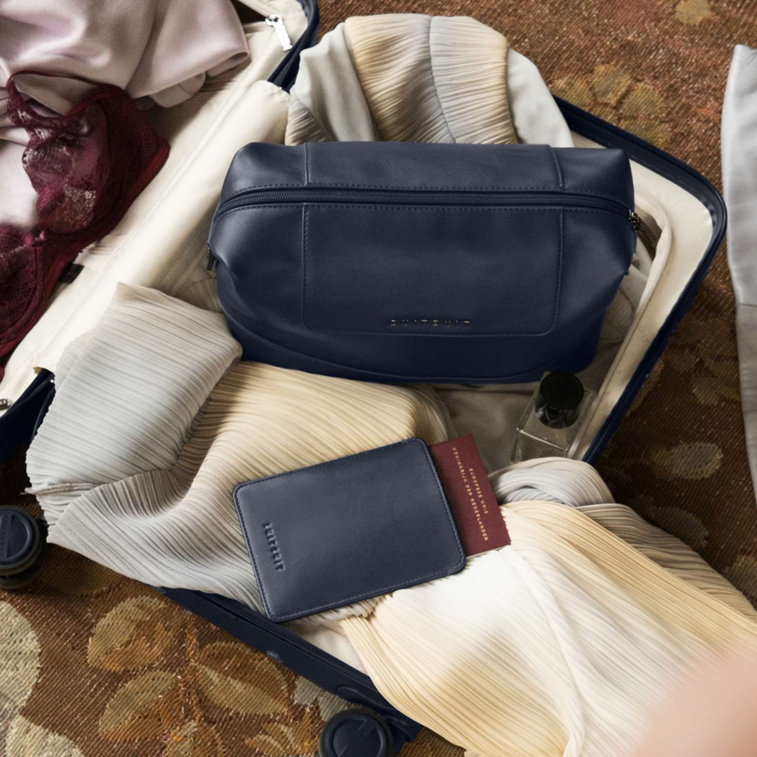 Mystique - Midnight Blue - Trousse de Toilette